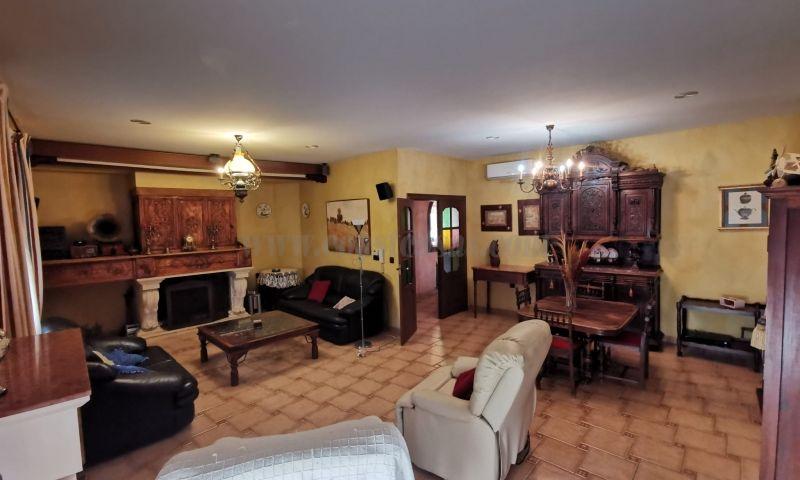 For sale of villa in 