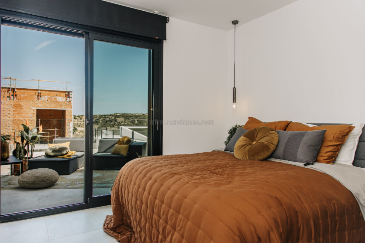 Venta de villa en Rojales