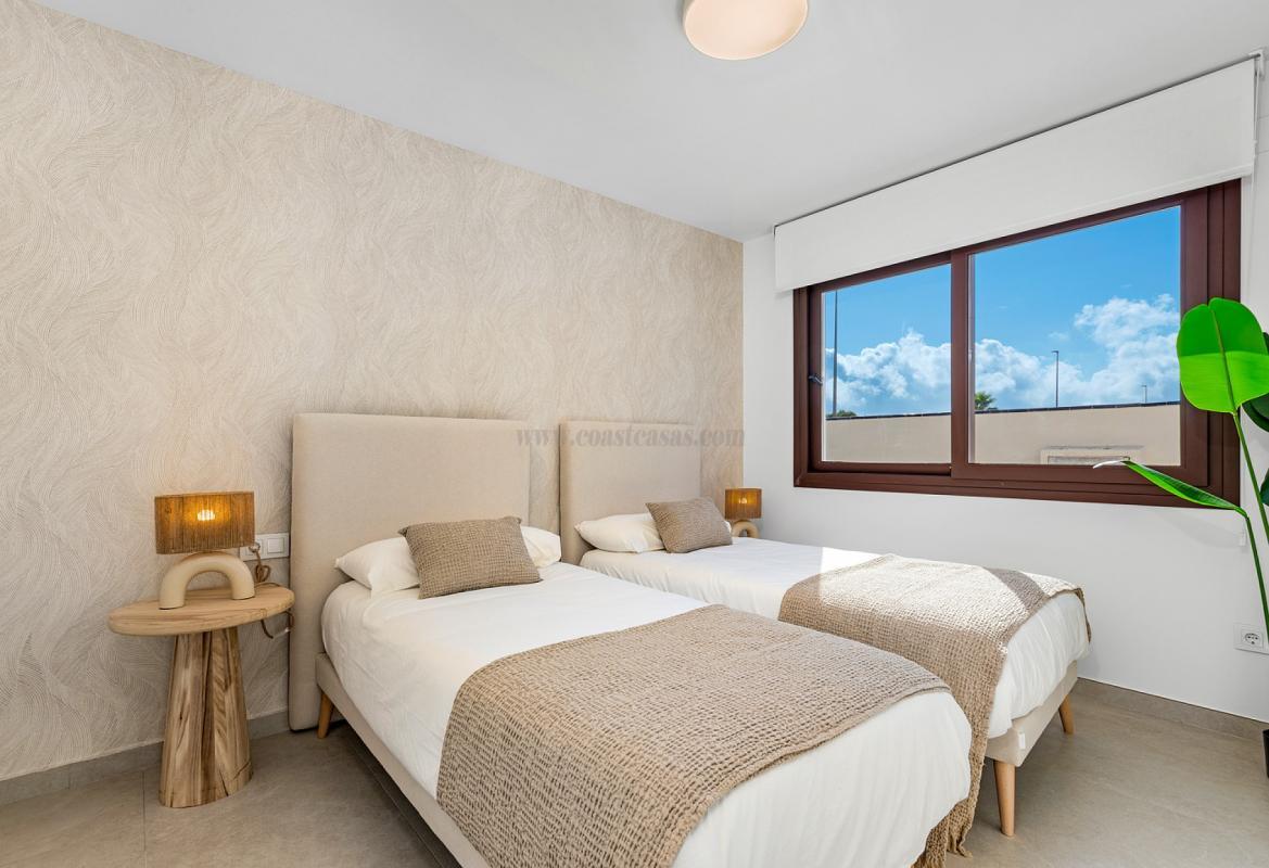 Venta de villa en Pilar de la Horadada