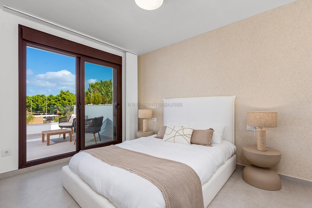 Venta de villa en Pilar de la Horadada