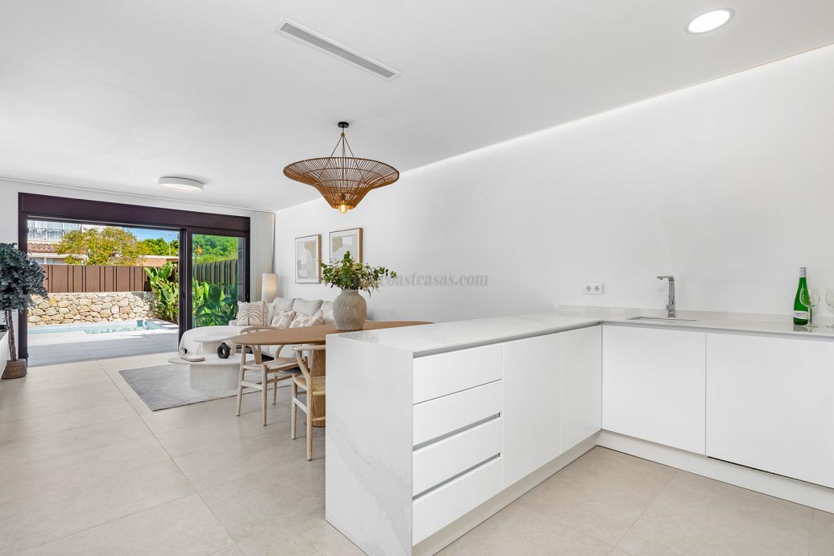 Venta de villa en Pilar de la Horadada