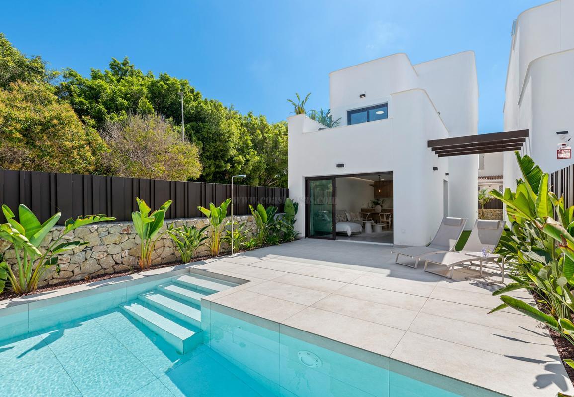Venta de villa en Pilar de la Horadada