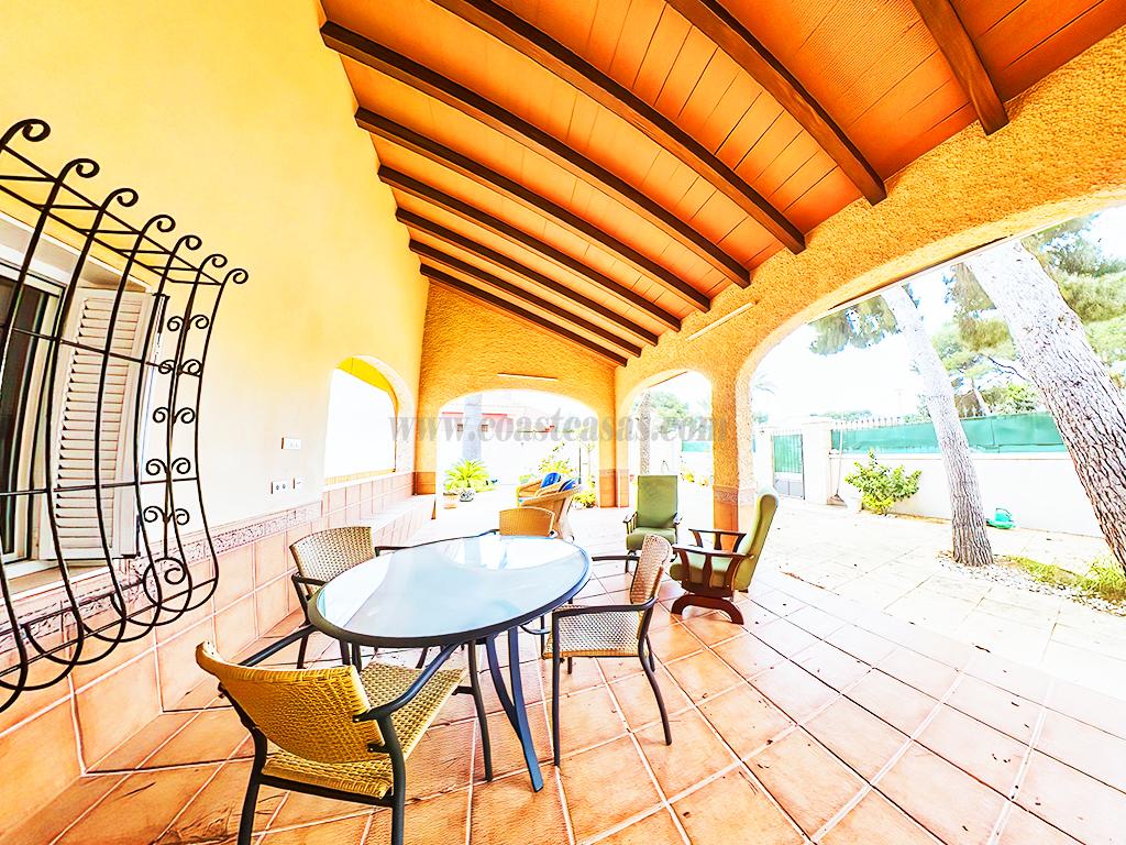 Venta de chalet en Orihuela Costa