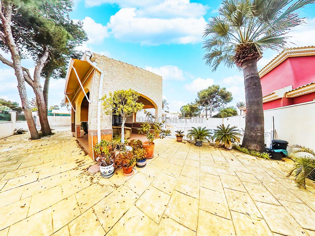 Venta de chalet en Orihuela Costa