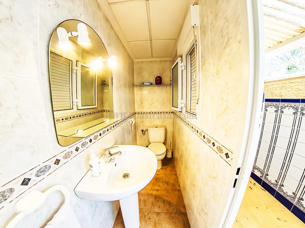 Venta de chalet en Orihuela Costa