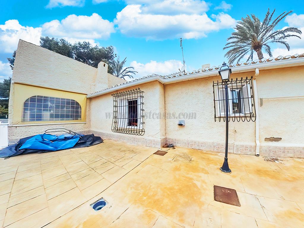 Venta de chalet en Orihuela Costa