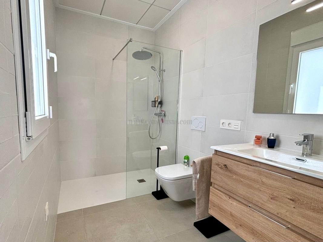 Venta de villa en Rojales