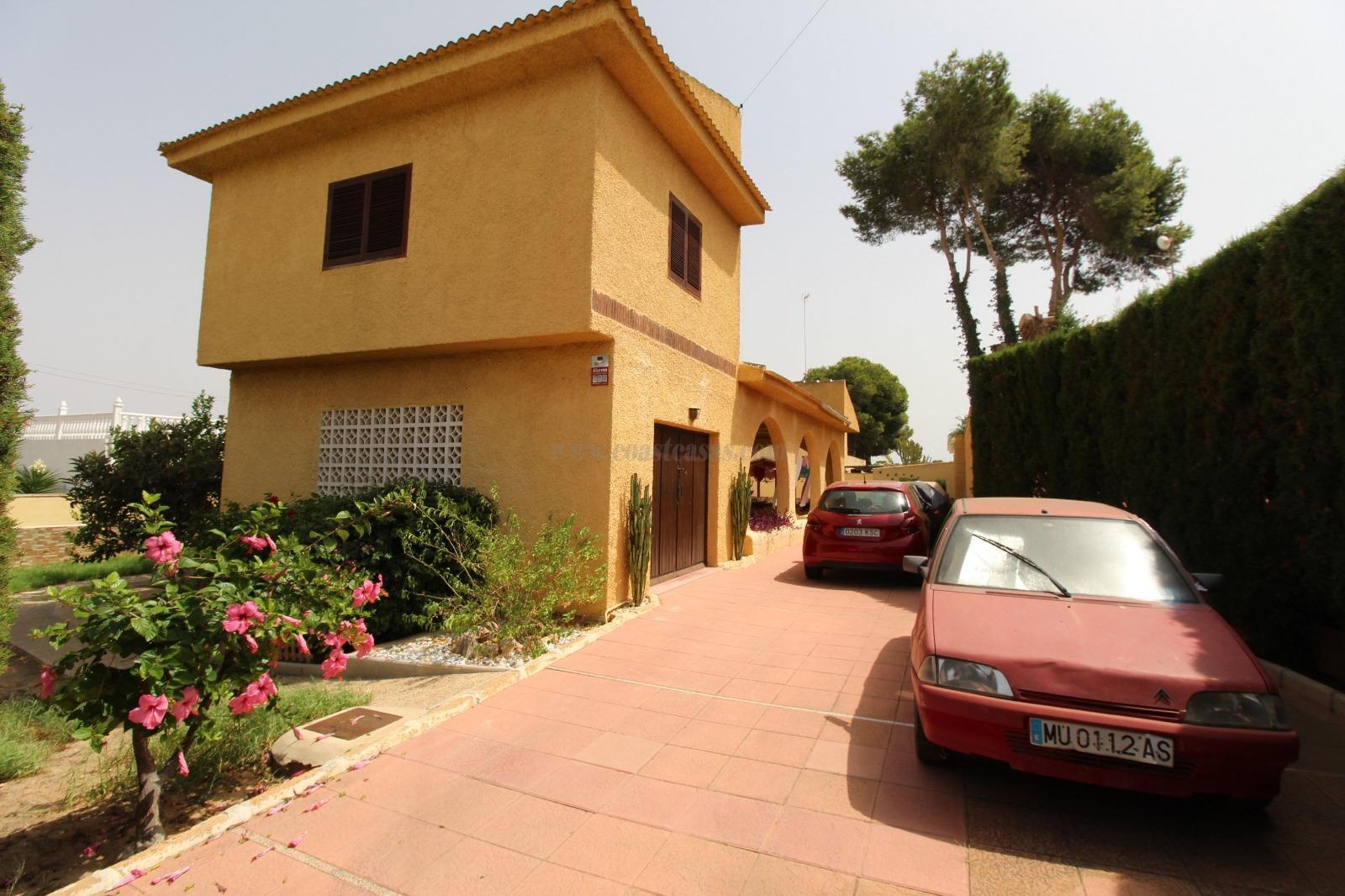 Venta de chalet en Torrevieja