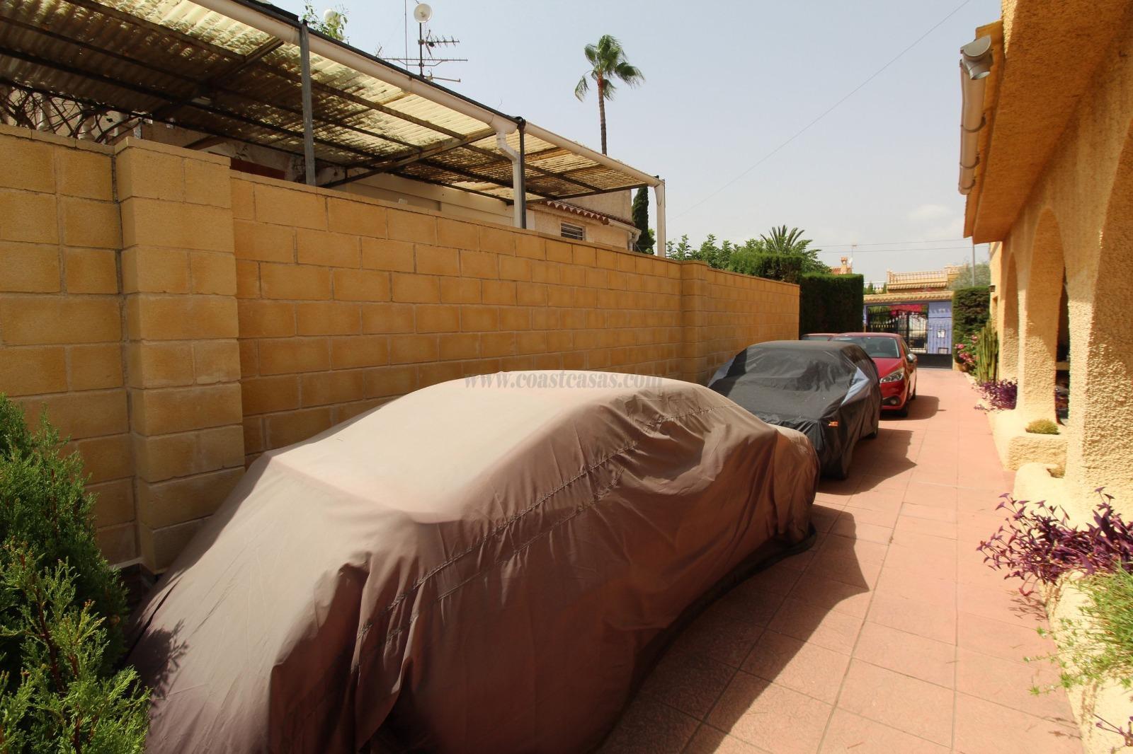Venta de chalet en Torrevieja