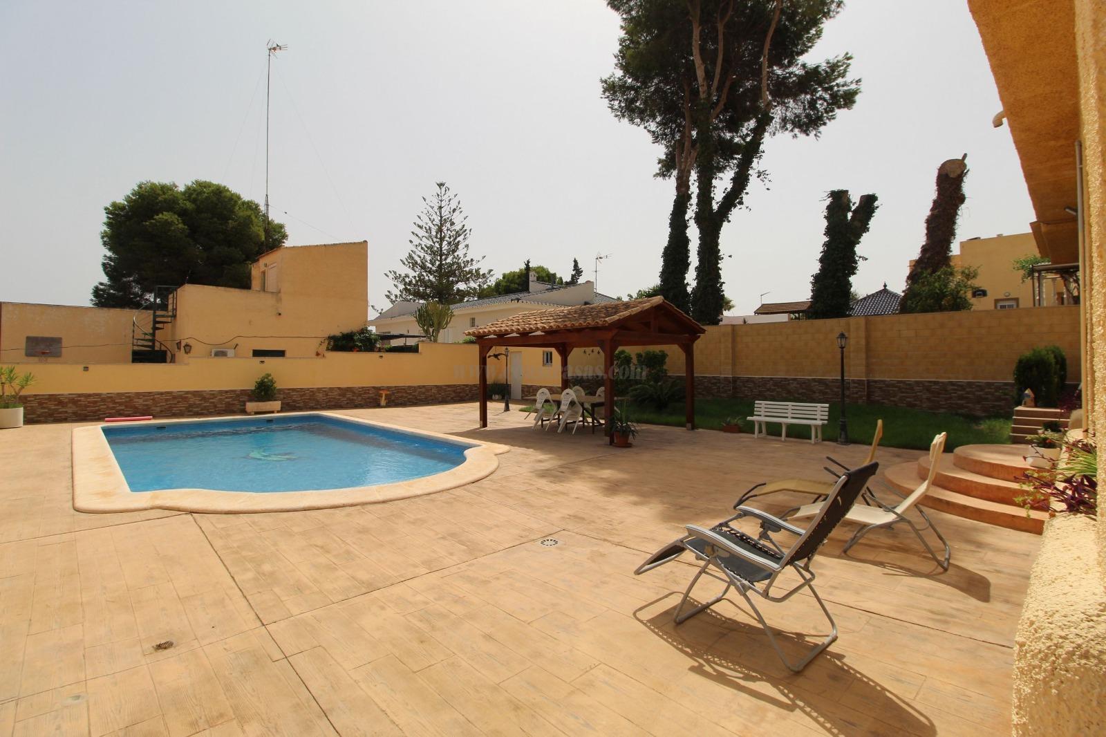 Venta de chalet en Torrevieja