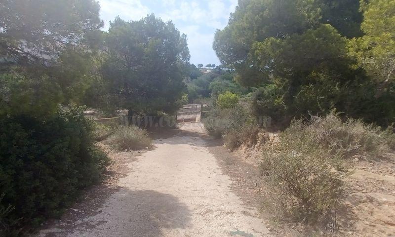 For sale of villa in Orihuela Costa