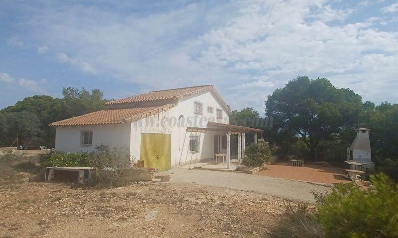 For sale of villa in Orihuela Costa