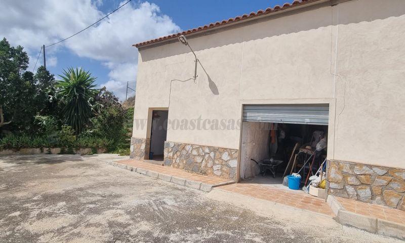 Venta de finca rústica en Hondón De Las Nieves