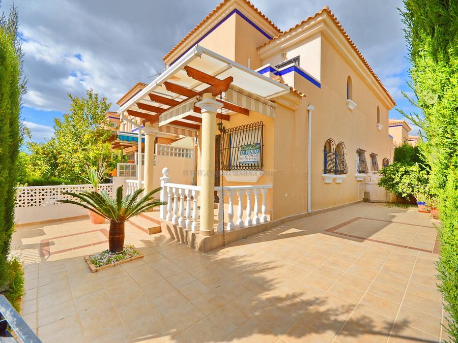 Venta de casa en Orihuela Costa