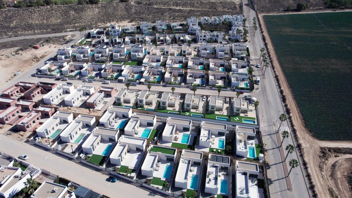 Venta de villa en Algorfa