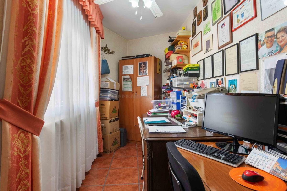 Venta de villa en Orihuela