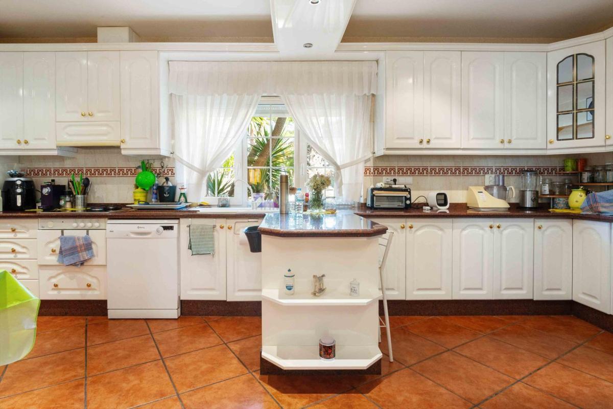 Venta de villa en Orihuela