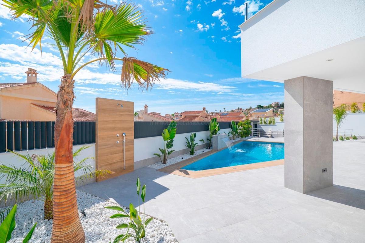 Venta de villa en Rojales