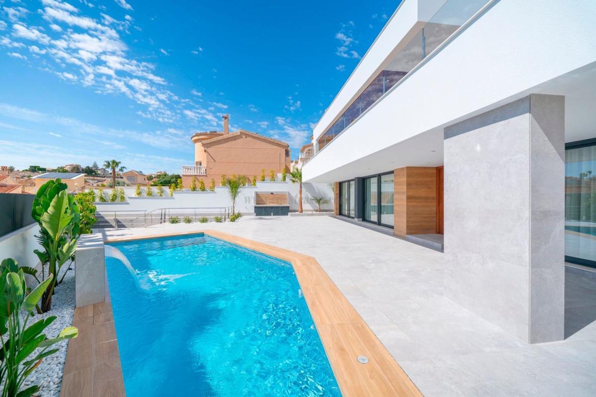 Venta de villa en Rojales
