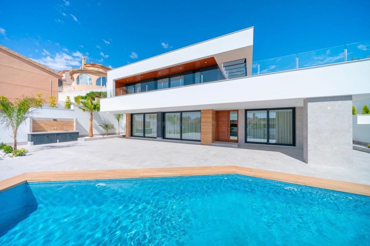 Venta de villa en Rojales