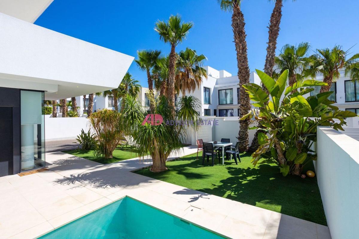Venta de casas en Rojales