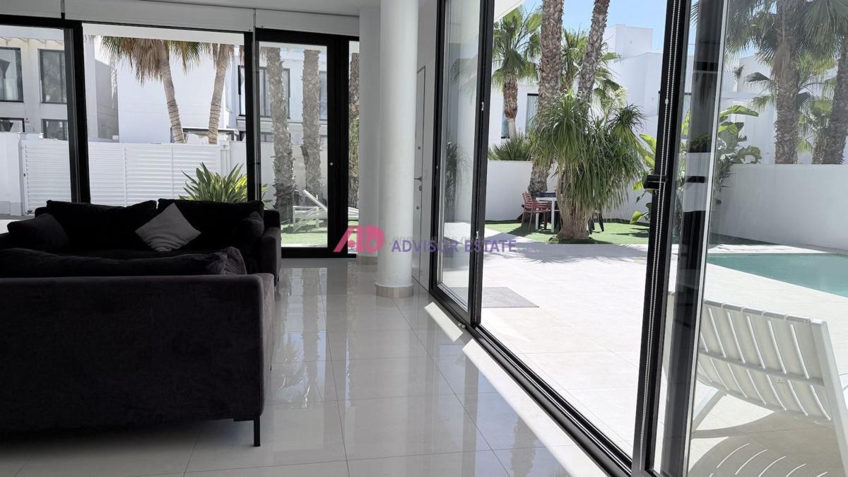 Venta de casas en Rojales