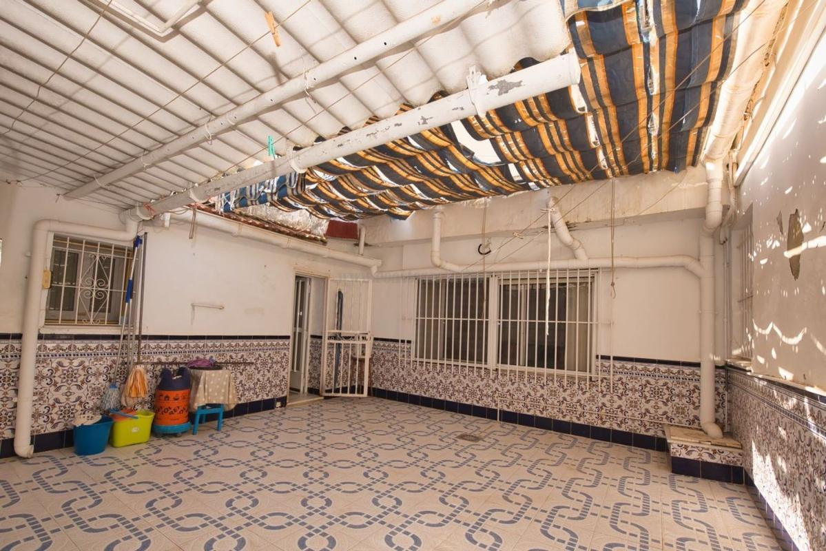 Venta de villa en Benijofar