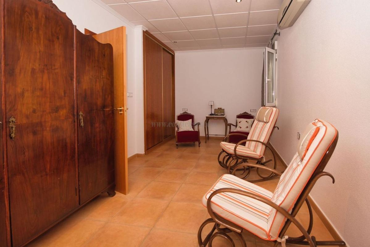 Venta de villa en Benijofar