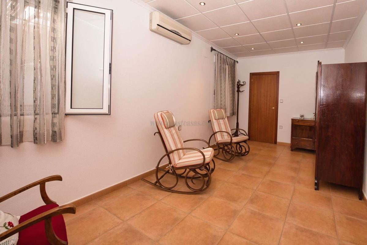 Venta de villa en Benijofar