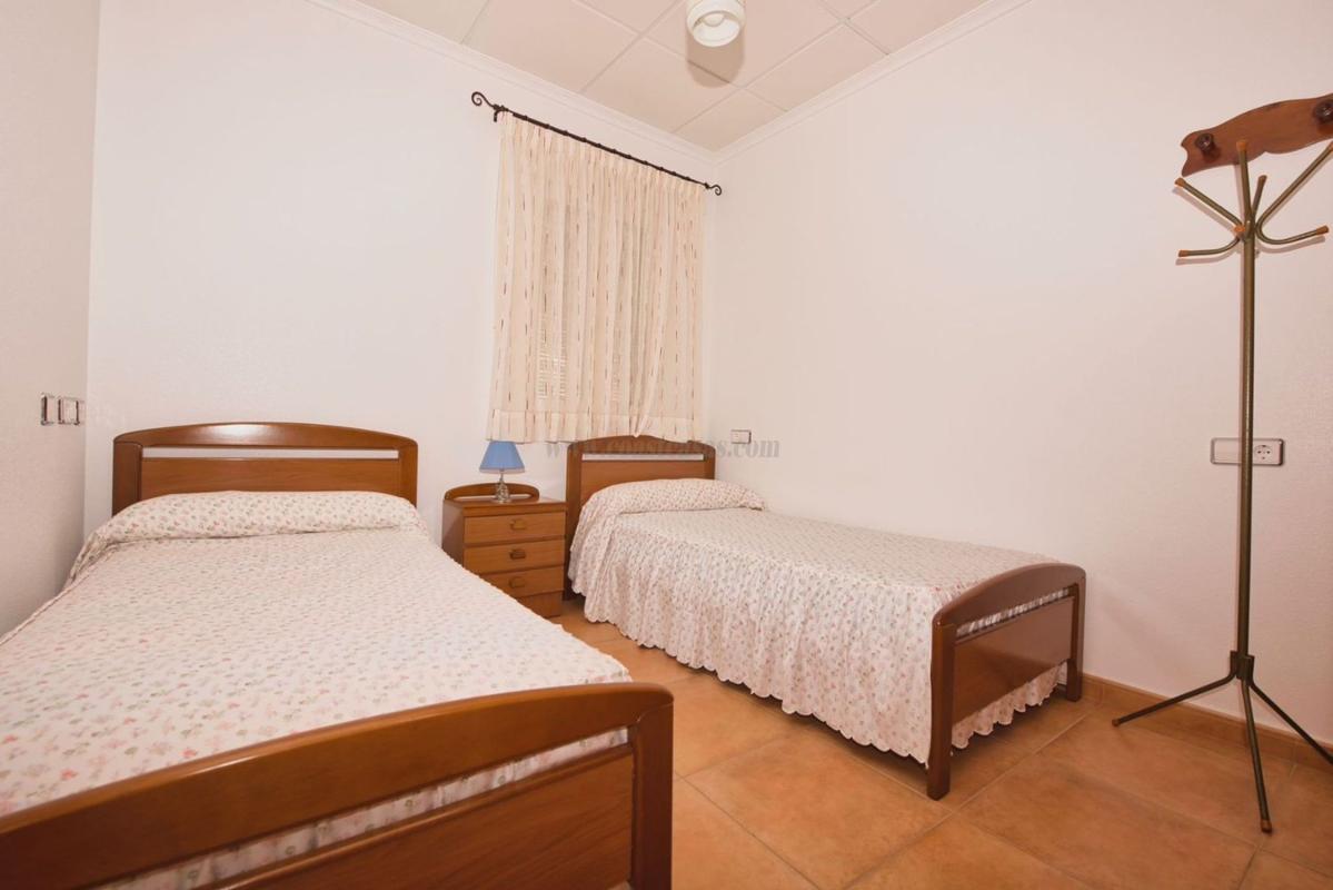 Venta de villa en Benijofar