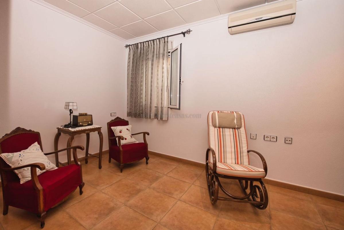 Venta de villa en Benijofar