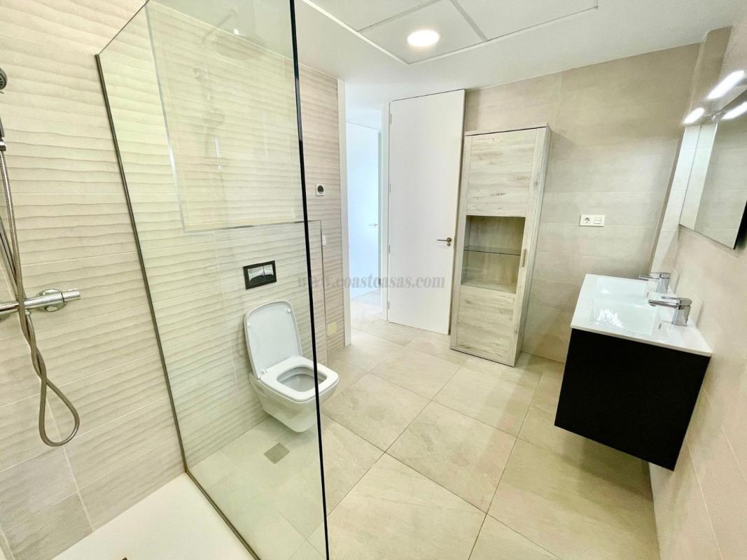 Venta de villa en Benijofar