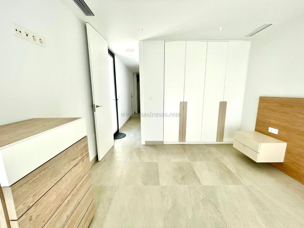 Venta de villa en Benijofar