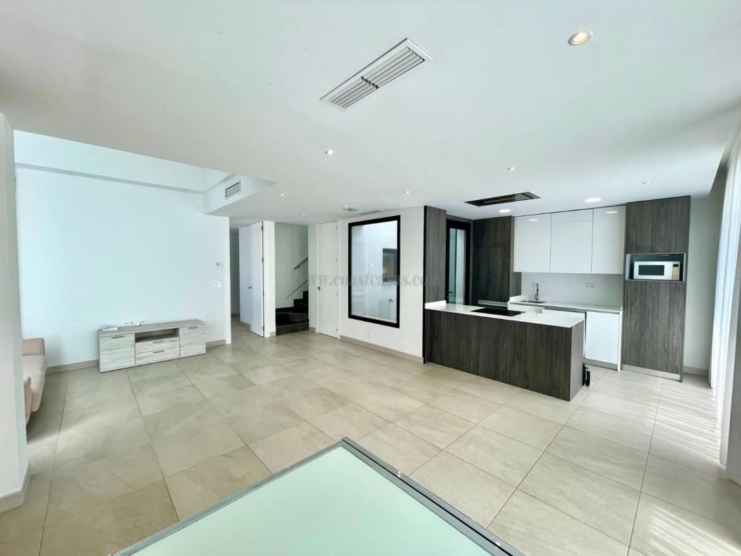 Venta de villa en Benijofar