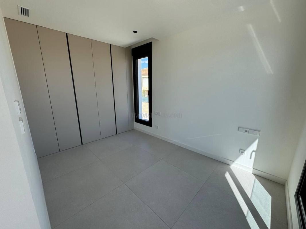 Venta de villa en Finestrat
