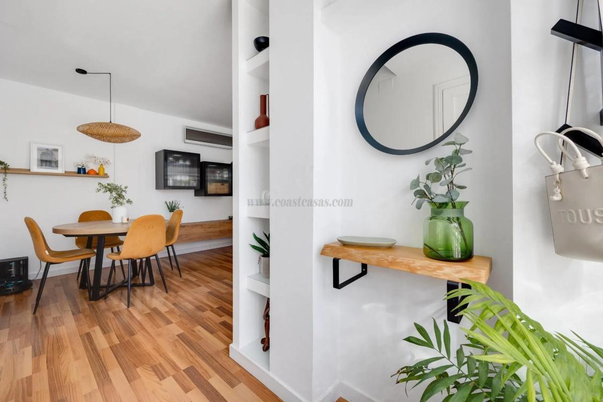Venta de villa en Los Montesinos