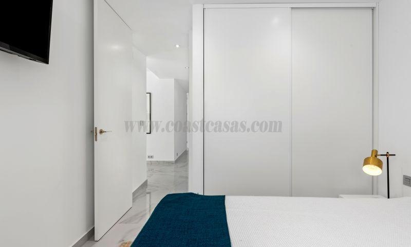 For sale of villa in Punta Prima