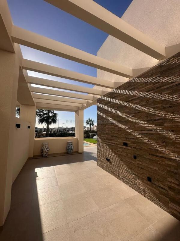 Venta de villa en Algorfa