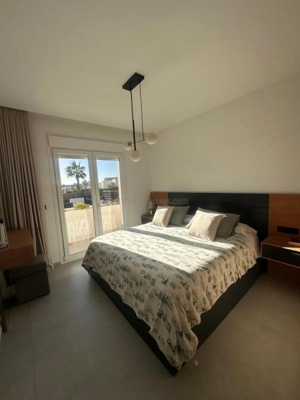 Venta de villa en Algorfa