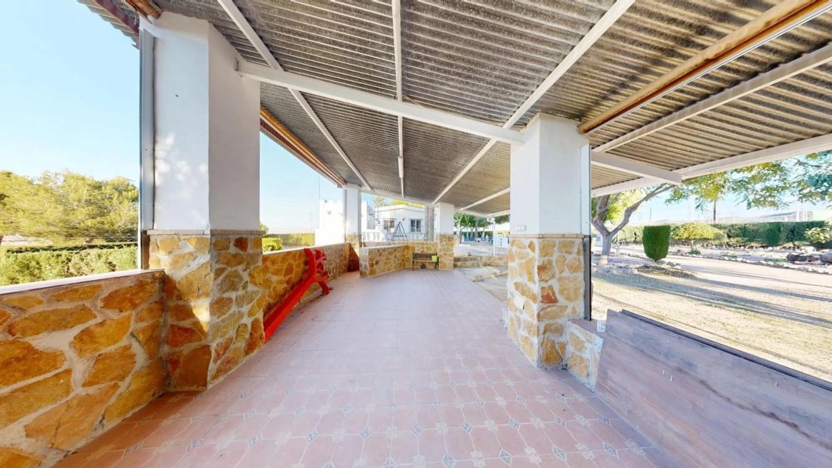 Venta de villa en Orihuela