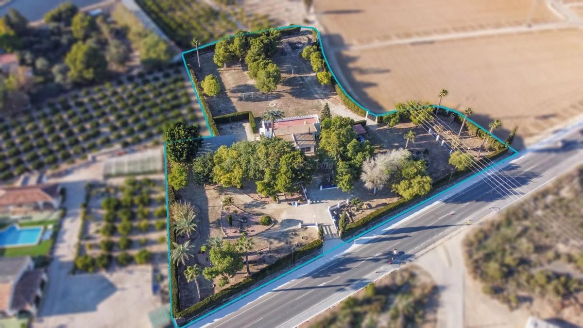 Venta de villa en Orihuela