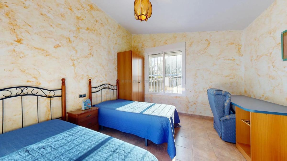Venta de villa en Orihuela