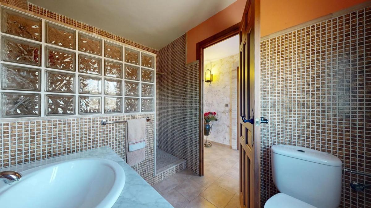 Venta de villa en Orihuela