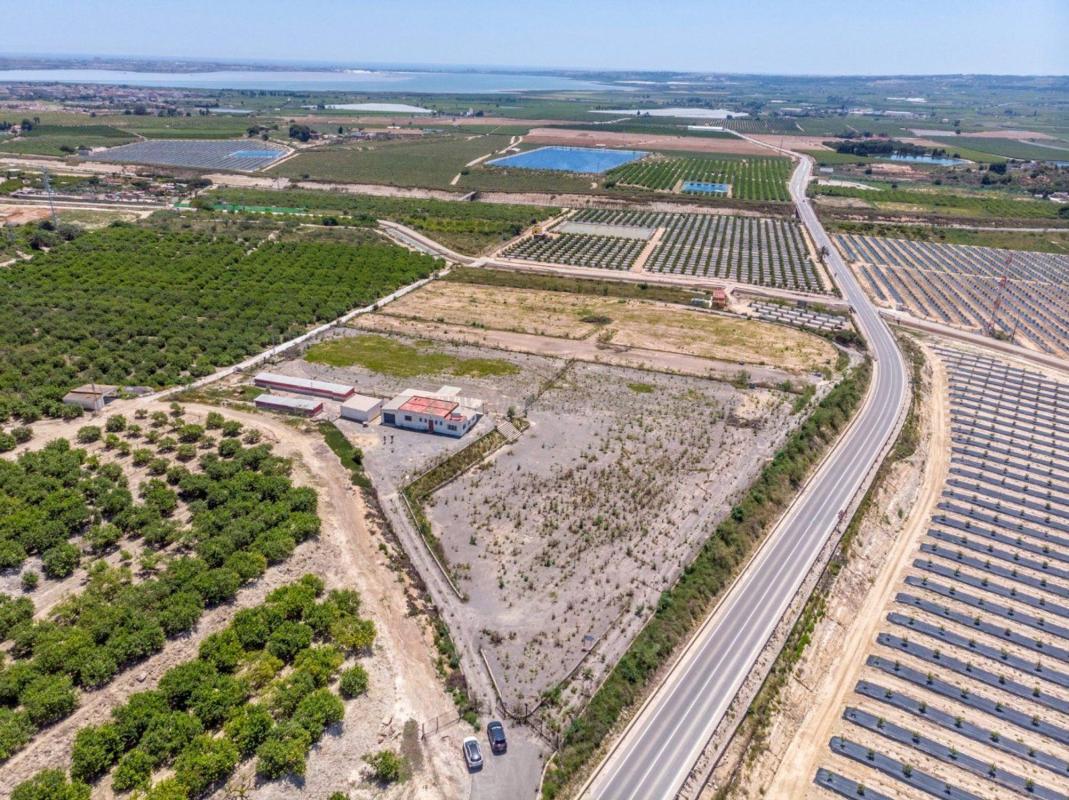 Venta de  en Los Montesinos