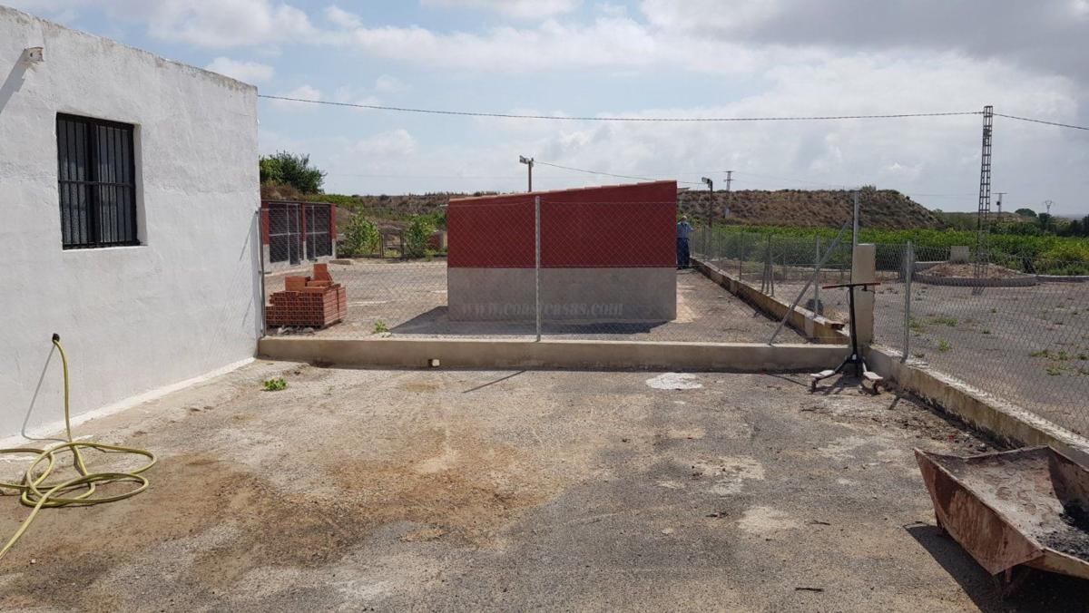 Venta de  en Los Montesinos