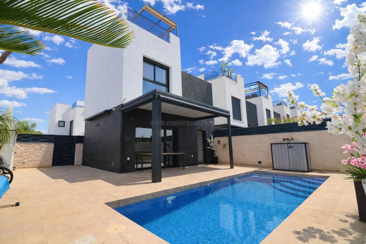 Venta de villa en Benijofar