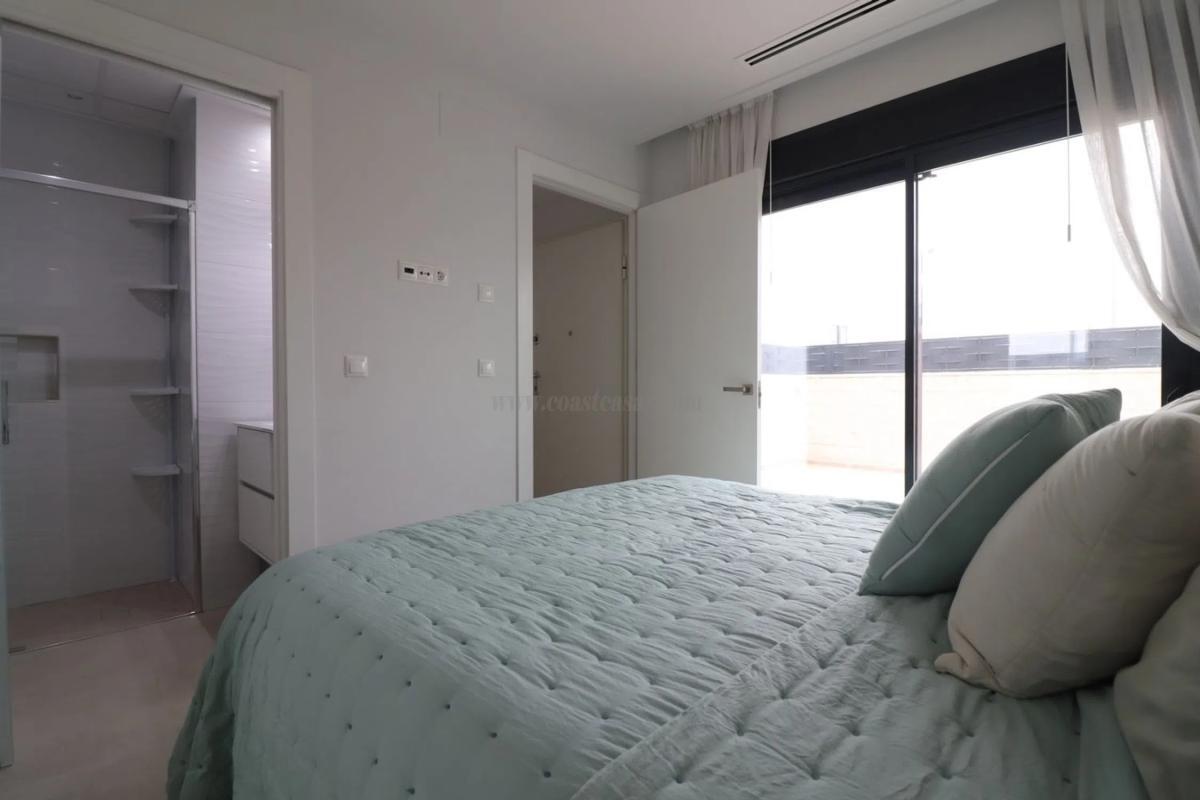 Venta de villa en Benijofar