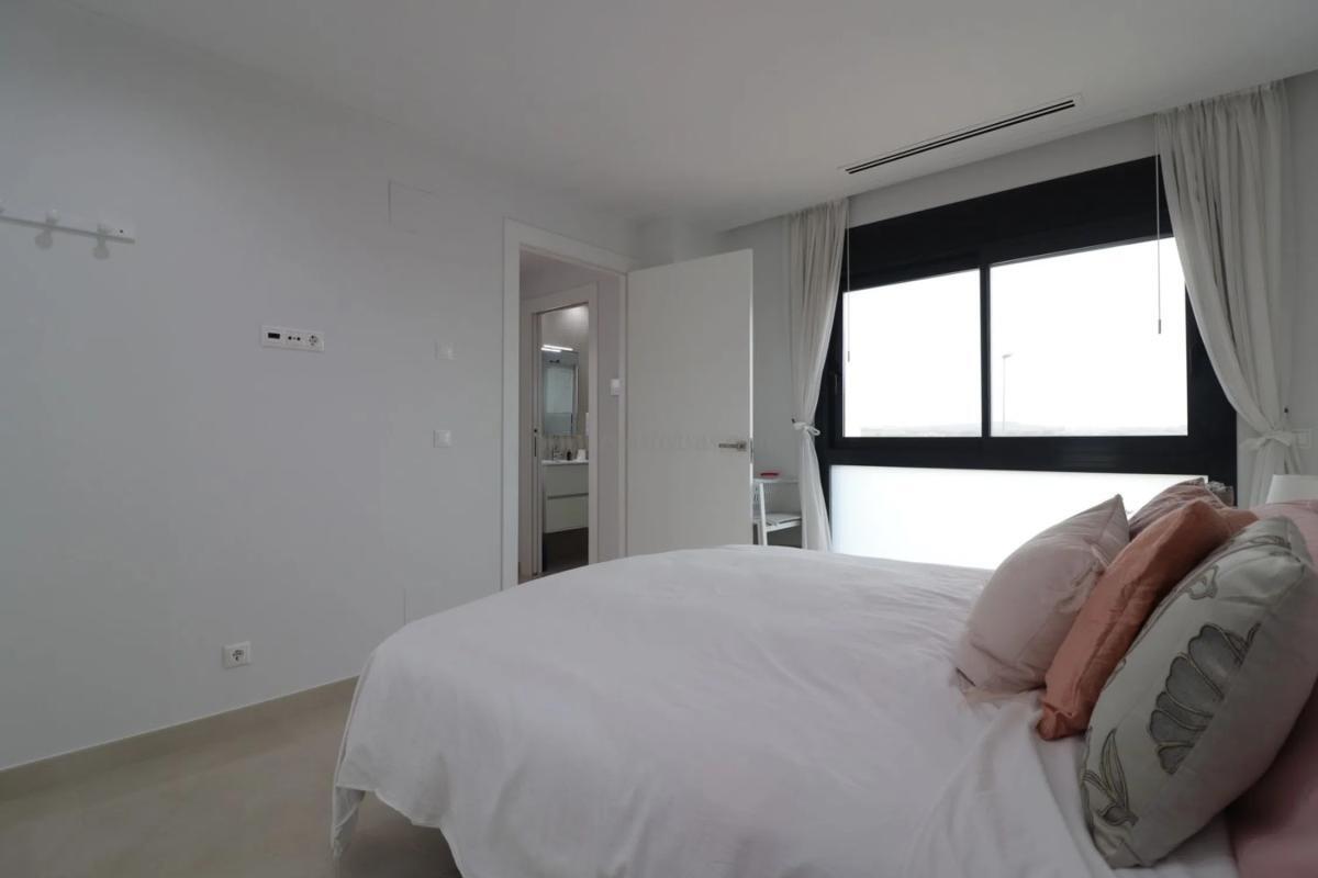 Venta de villa en Benijofar