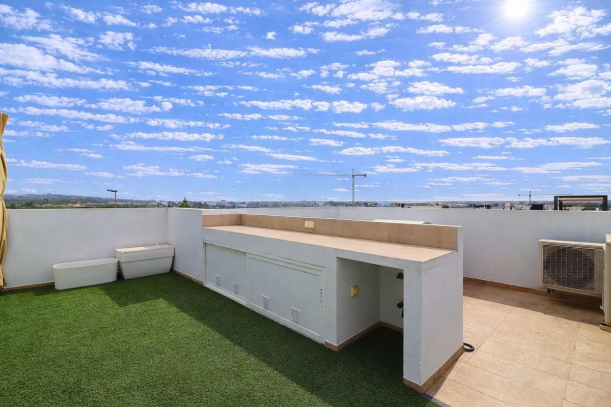 Venta de villa en Benijofar