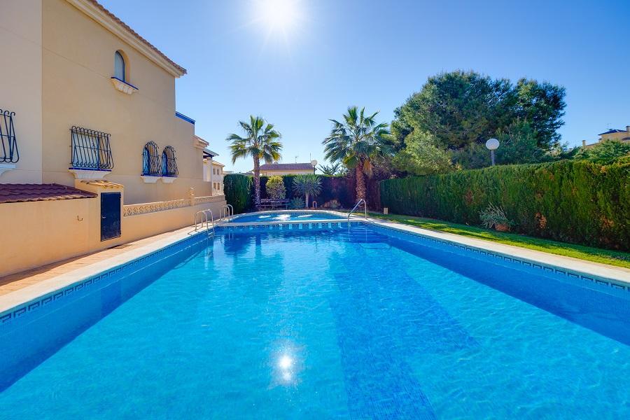 Venta de casa en Orihuela Costa